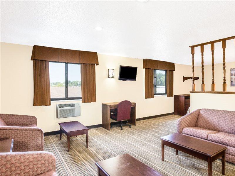 Coastal Inn & Suites 윌밍턴 외부 사진